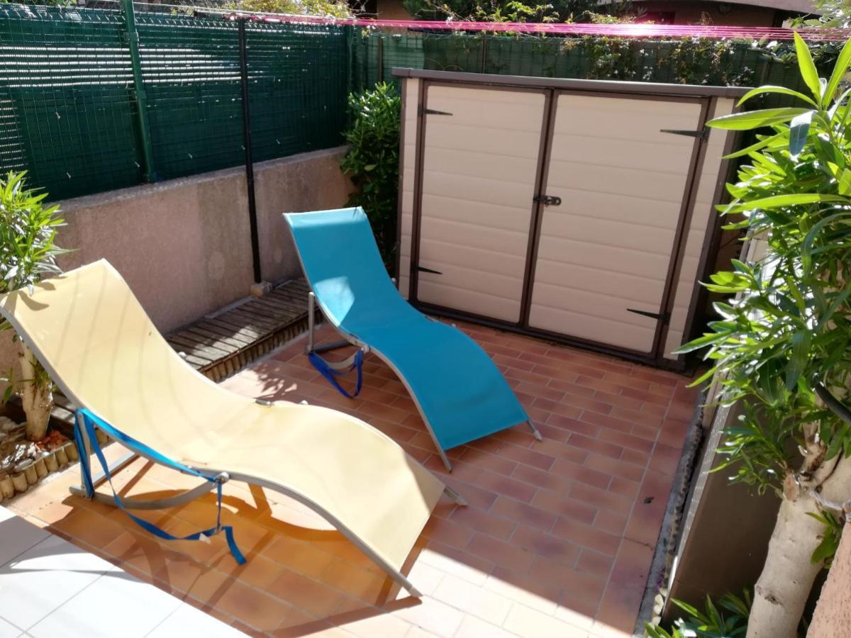 Holiday Home Hameau Des Tamarins-1 By Interhome 르발카레스 외부 사진